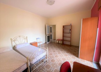 Foto 14 - Apartment via Genova
 
1, Catanzaro - photo 14