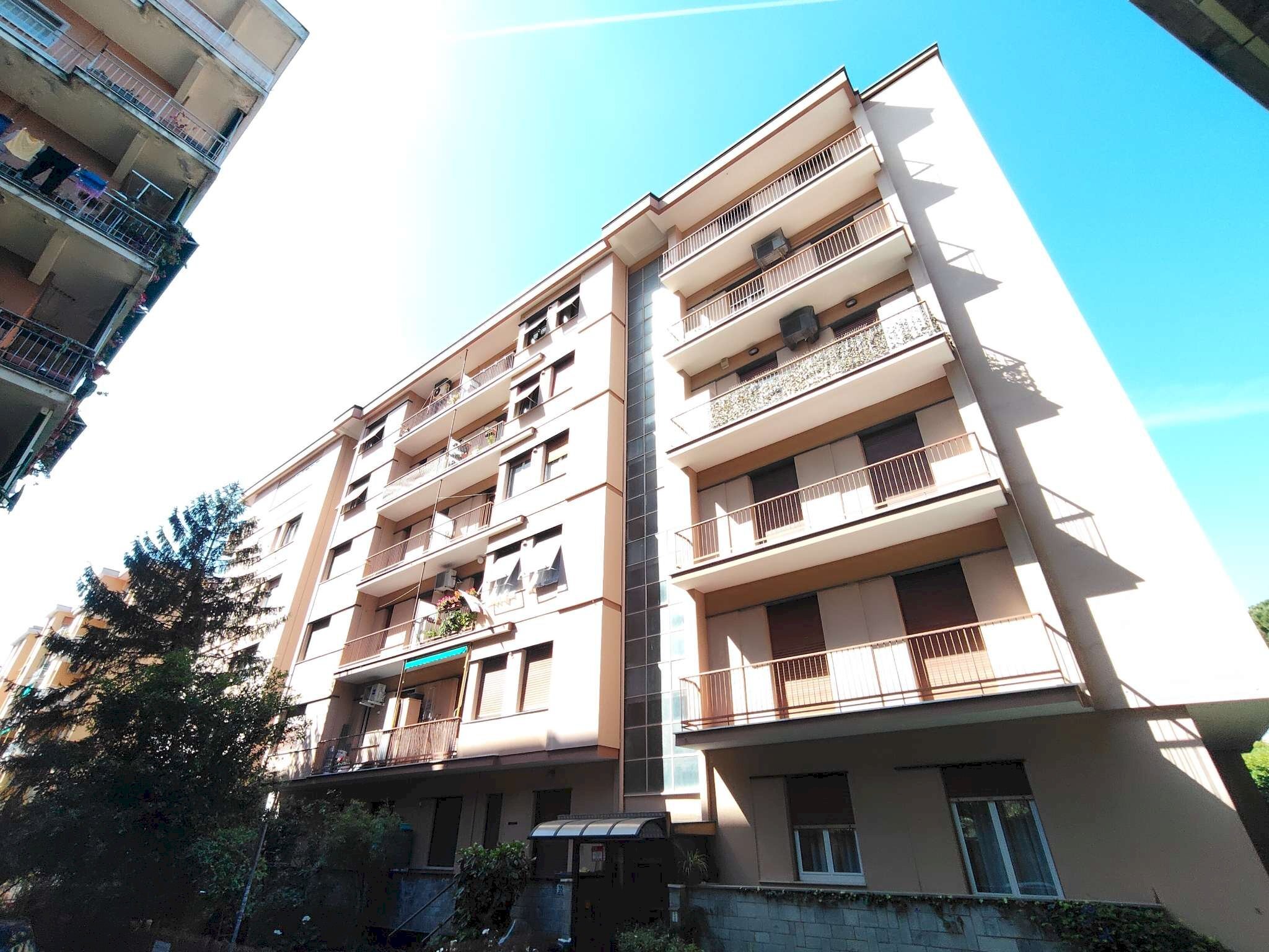 1 condominio prospetto est - Four-room apartment viale Pio VII, Genova (neighborhood Quarto) - photo 1