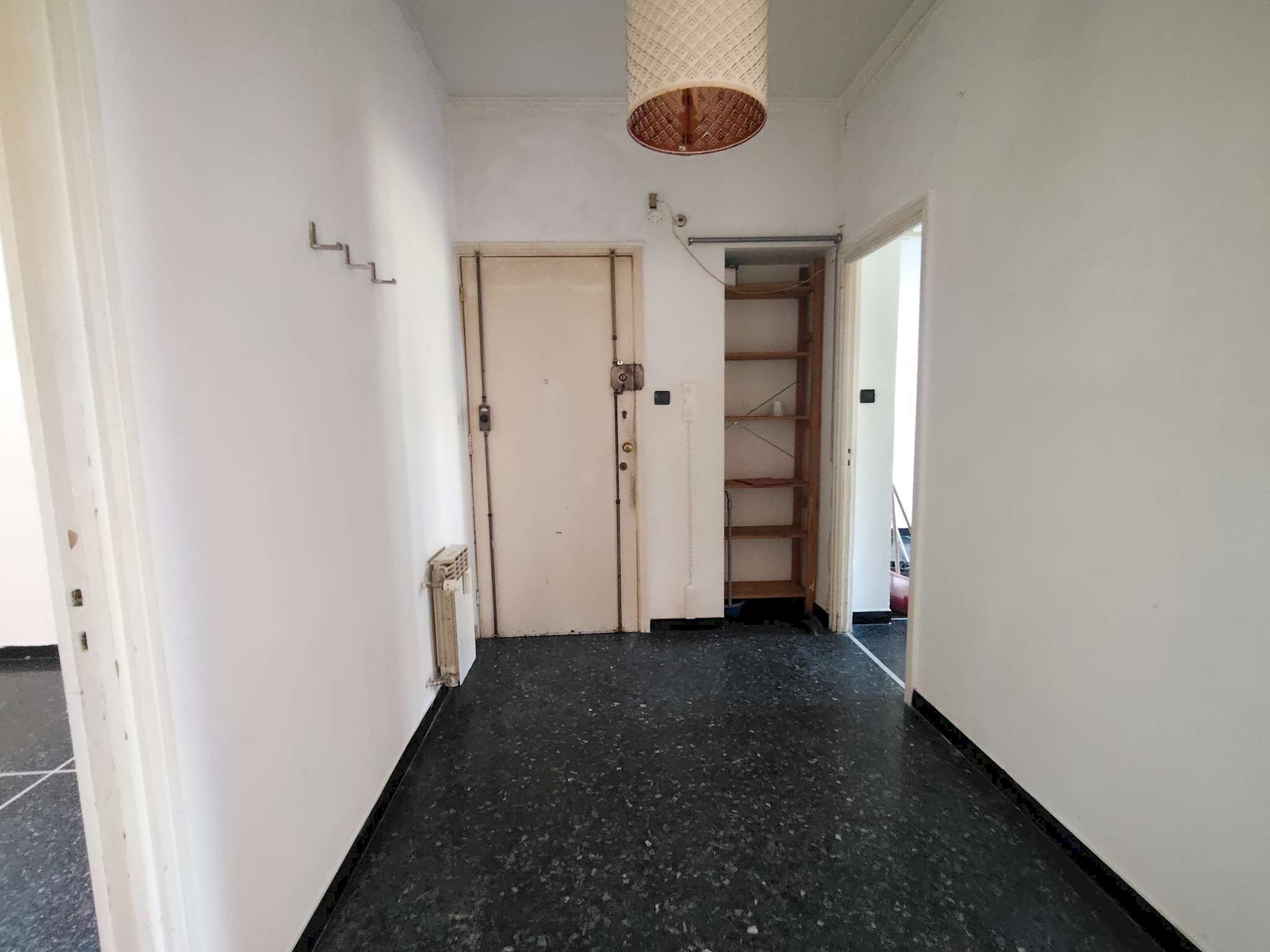 3 ingresso - Four-room apartment viale Pio VII, Genova (neighborhood Quarto) - photo 3