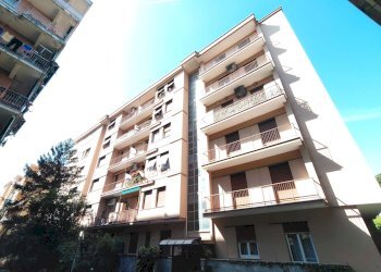 1 condominio prospetto est - Four-room apartment viale Pio VII, Genova (neighborhood Quarto) - photo 1