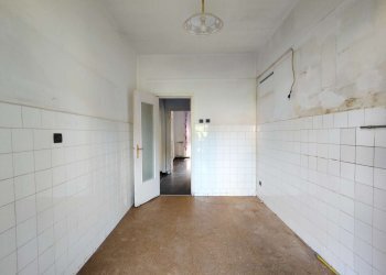9 cucina - Four-room apartment viale Pio VII, Genova (neighborhood Quarto) - photo 8