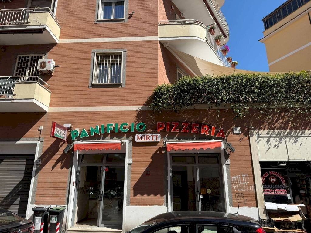 Facciata - Ristorante via delle Ninfee, 8, Roma - foto 1