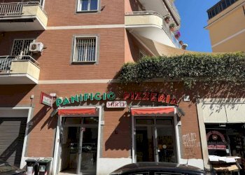 Facciata - Ristorante via delle Ninfee, 8, Roma - foto 1