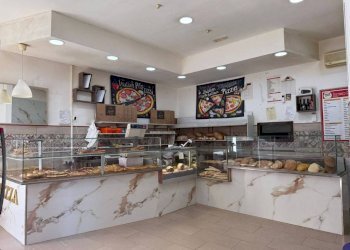 Interno non residenziale - Ristorante via delle Ninfee, 8, Roma - foto 3