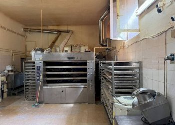 Interno non residenziale - Ristorante via delle Ninfee, 8, Roma - foto 5