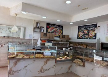 Interno non residenziale - Ristorante via delle Ninfee, 8, Roma - foto 8