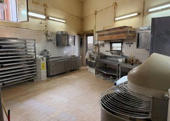 Interno non residenziale - Ristorante via delle Ninfee, 8, Roma - foto 10
