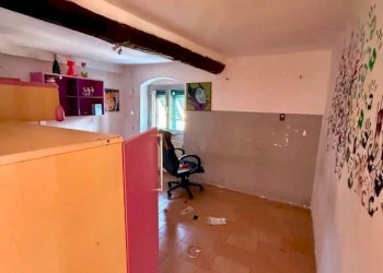 Studio - Three-room apartment via Polverara, 8, Genova (neighborhood Marassi) - photo 6