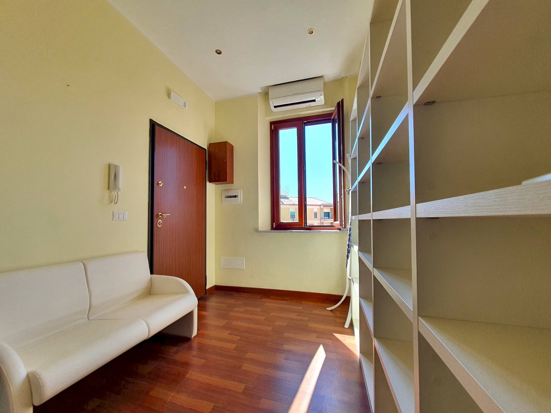 Foto 1 - Office via Vincenzo Ciaccio, Catanzaro - photo 1