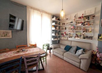 Salone - Three-room apartment via, Certosa di Pavia - photo 13