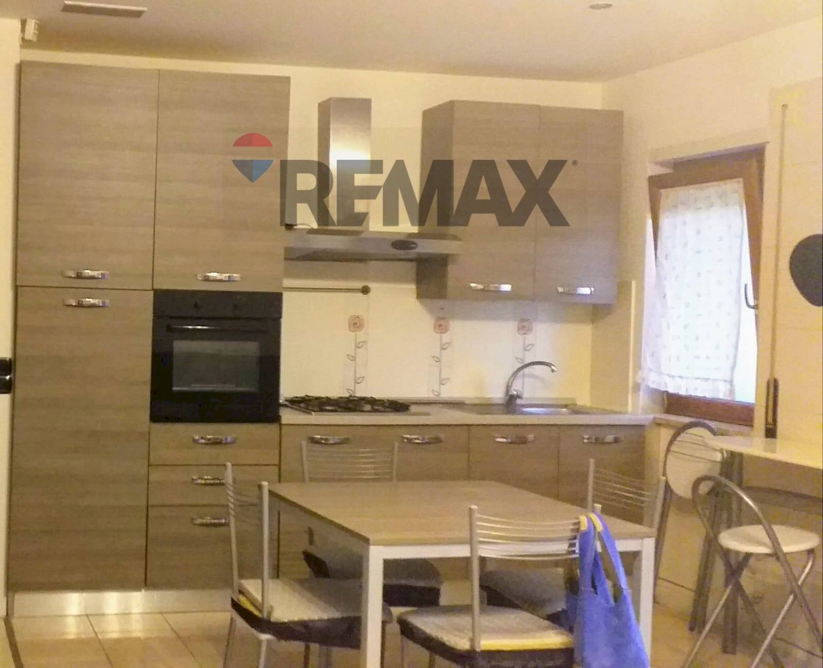Cucina - Trilocale via pierfrancesco mattarella
 
1, Cassino - foto 2