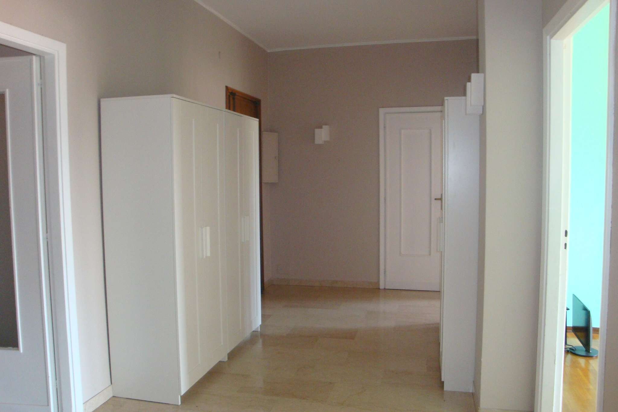 ingresso - Quadrilocale via Via Isonzo, 8, Torino (zona San Paolo) - foto 2