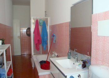 servizio 1 - Quadrilocale via Via Isonzo, 8, Torino (zona San Paolo) - foto 13