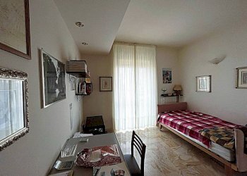 Camera da letto - Appartamento via Solìto, 69, Taranto - foto 15