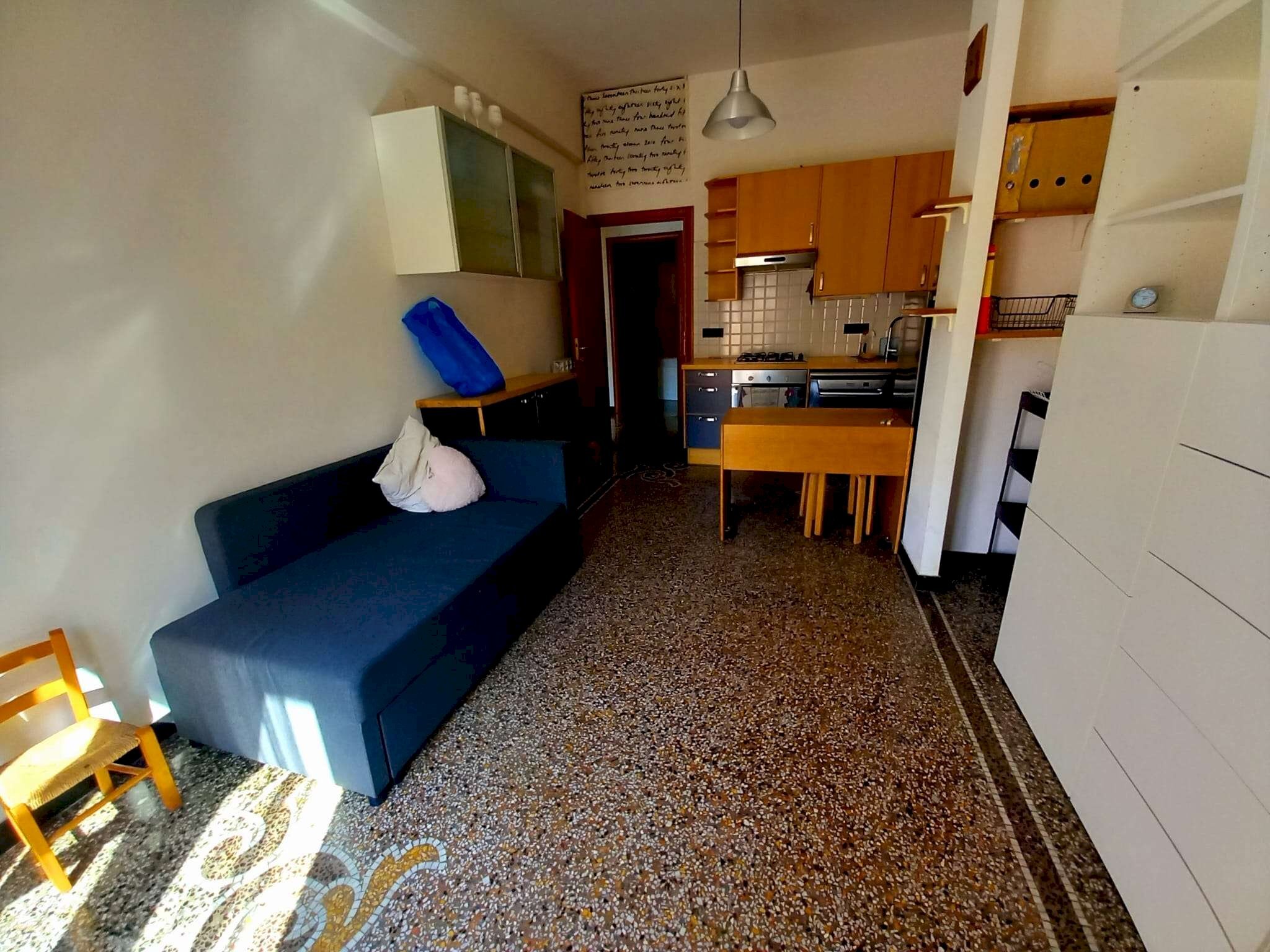 soggiorno2 - Three-room apartment via Moresco, Genova (neighborhood Marassi) - photo 3