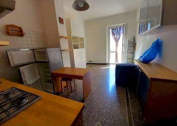 soggiorno3 - Three-room apartment via Moresco, Genova (neighborhood Marassi) - photo 2