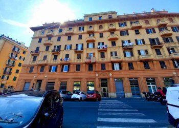 edificio (2) - Three-room apartment via Moresco, Genova (neighborhood Marassi) - photo 12