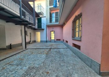 Cortile interno - Negozio via Giuseppe Garibaldi, Borgo San Dalmazzo - foto 14