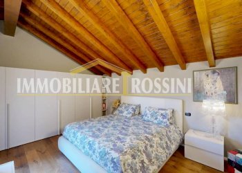 Camera da letto - Villa via Campagnola, 9, Gazzada Schianno - foto 27