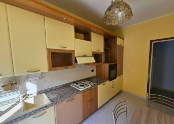 Cucina - Two-room apartment via Fratelli della Rovere, 8, Varese - photo 25