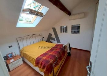 Camera da letto - Trilocale all'asta via Sapello, 15, Genova (zona Prà) - foto 6