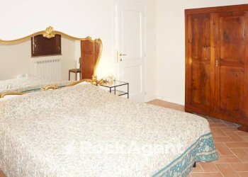 Camera da letto - Villa Località Camporbiano, 14, Gambassi Terme - foto 6