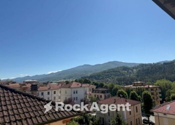 Vista - Quadrilocale via Piave, Borgo Val di Taro - foto 1