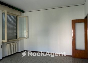 Camera da letto - Quadrilocale via Piave, Borgo Val di Taro - foto 11