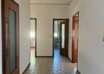 Corridoio - Quadrilocale via Piave, Borgo Val di Taro - foto 17