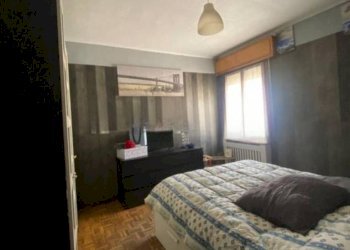 Camera da letto - Trilocale via Malta, Borgo Val di Taro - foto 4