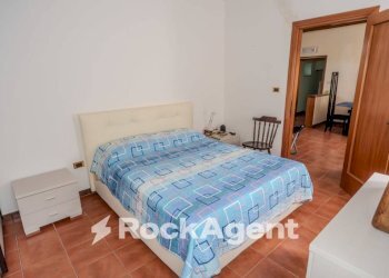 Camera da letto - Trilocale via della Fratta, 22, Grotte di Castro - foto 13