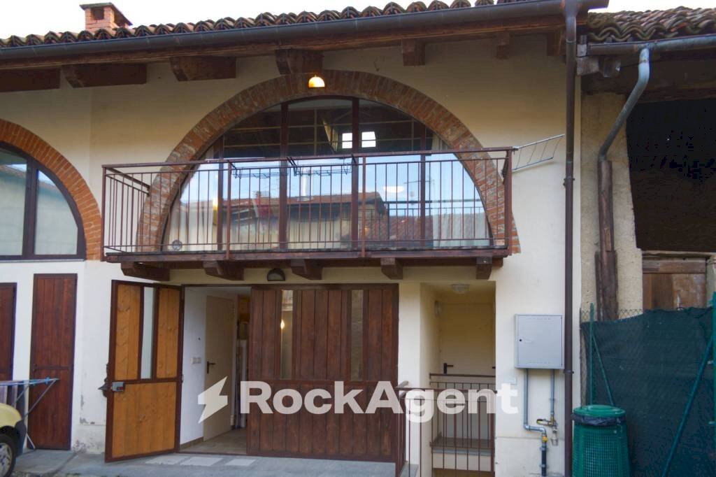 Facciata - Bilocale via Pascarenghi, 37, Frossasco - foto 1