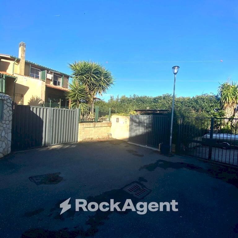 Zona - Villa via Tommaso Albinoni, 30, Cerveteri - foto 1