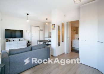 Salone - One-room apartment via Ildebrando della Giovanna, 81, Roma (neighborhood Massimina) - photo 10