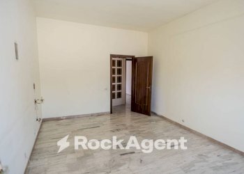 Camera da letto - Quadrilocale via Cassia, 106, Acquapendente - foto 27