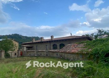 Terreno - Stable - Palace strada Terenzo - Bardone, Terenzo - photo 17