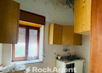Cucina - Trilocale corso V. Emanuele, 129, Angri - foto 12