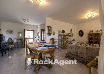 Salone - Villa via dei Tulipani, 25, Soverato - foto 6