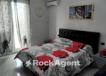 Camera da letto - Appartamento via Leonida Repaci, 7, Monasterace - foto 6