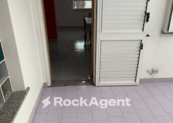 Balcone - Appartamento via Leonida Repaci, 7, Monasterace - foto 18