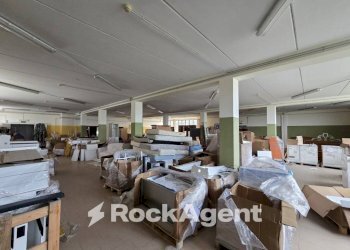 Interno non residenziale - Capannone via delle Industrie, Gallipoli - foto 7