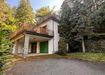 Giardino - Villa via Casa Mezzanotte, Pievepelago - foto 1
