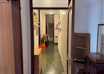 corridoio - Four-room apartment via Spartaco, Bologna (neighborhood Murri) - photo 27