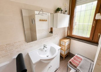 bagno  - Four-room apartment via Spartaco, Bologna (neighborhood Massarenti) - photo 23