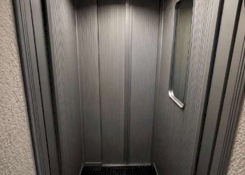 ascensore - Four-room apartment via Spartaco, Bologna (neighborhood Massarenti) - photo 27