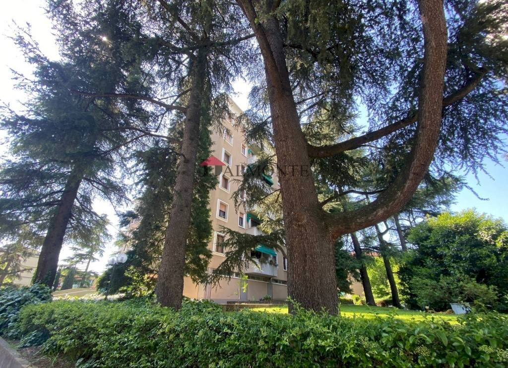 Facciata - Appartamento via Luigi Vestri, Bologna (zona San Donato) - foto 1