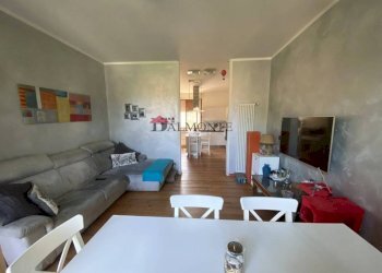 Salone - Appartamento via Luigi Vestri, Bologna (zona San Donato) - foto 4