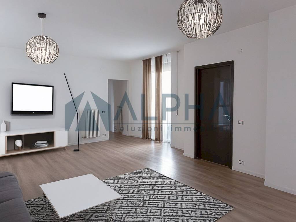 Salone - Three-room apartment viale del Sagittario, Modena - photo 2