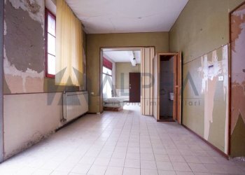 Corridoio - Four-room apartment via Luigi Graziani, Bagnacavallo - photo 8