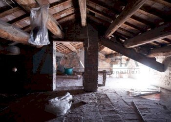 Stanza non arredata - Four-room apartment via Luigi Graziani, Bagnacavallo - photo 27